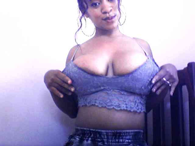 silviaLaBombe webcam