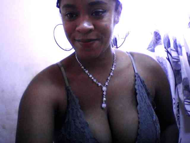 silviaLaBombe webcam