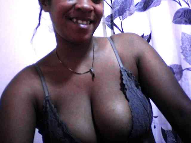 silviaLaBombe webcam