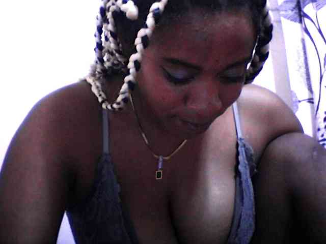 silviaLaBombe webcam