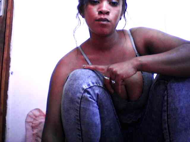 silviaLaBombe webcam