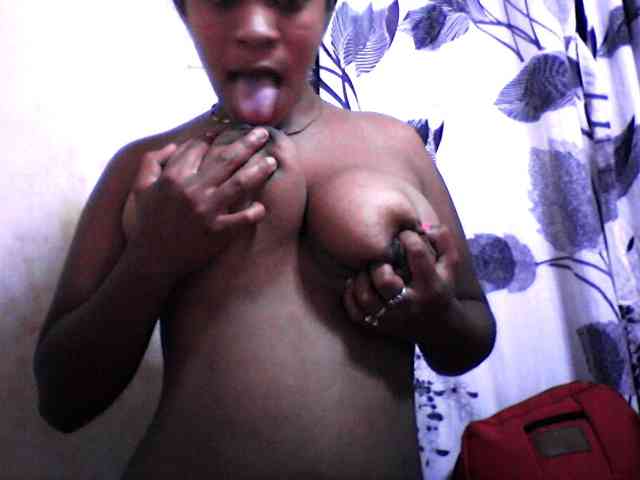 silviaLaBombe webcam