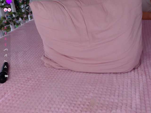 tashika's BongaCams show and profile