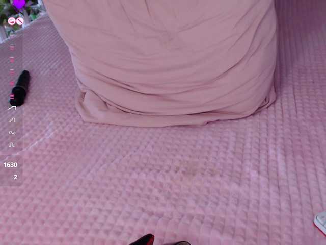 tashika's BongaCams show and profile