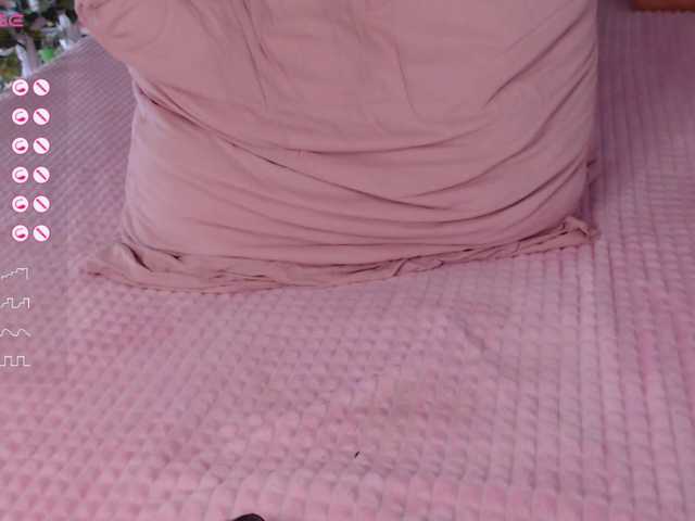 tashika's BongaCams show and profile