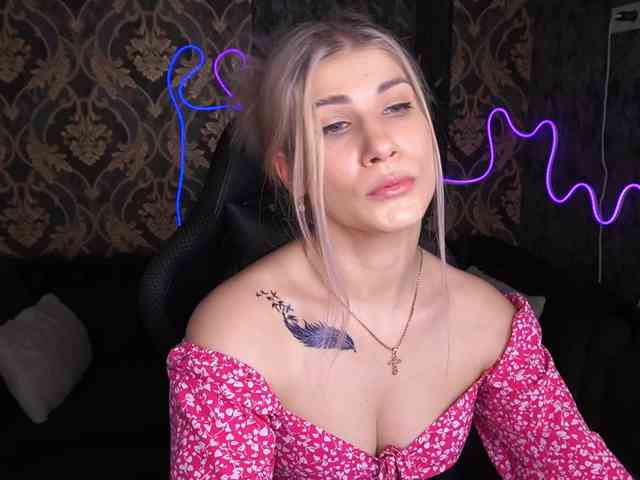 LenaLove webcam