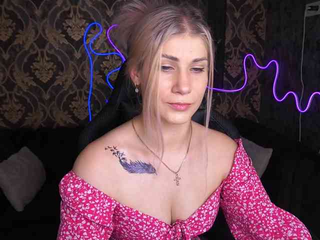 LenaLove webcam