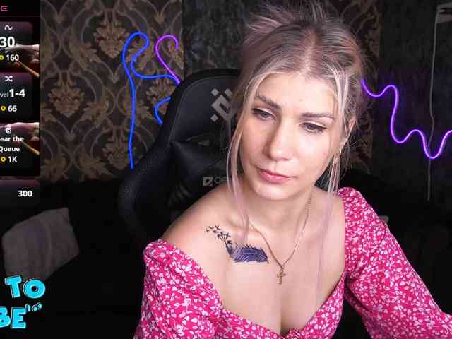 LenaLove webcam