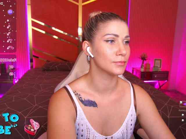 LenaLove webcam