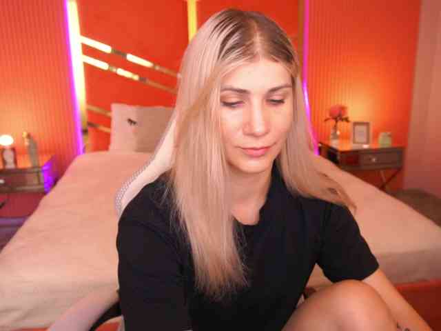 LenaLove webcam