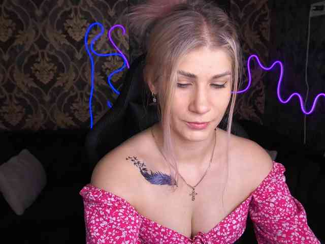 LenaLove webcam