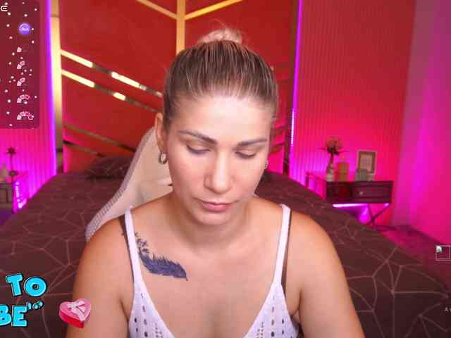 LenaLove webcam