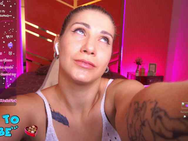 LenaLove webcam