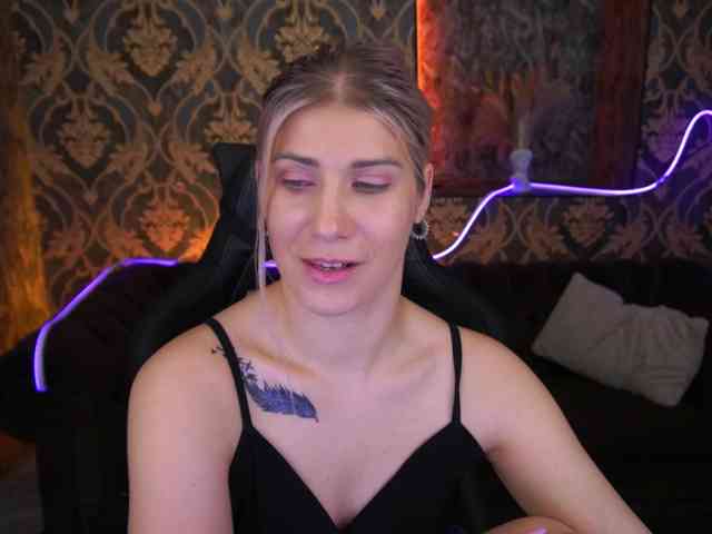 LenaLove webcam