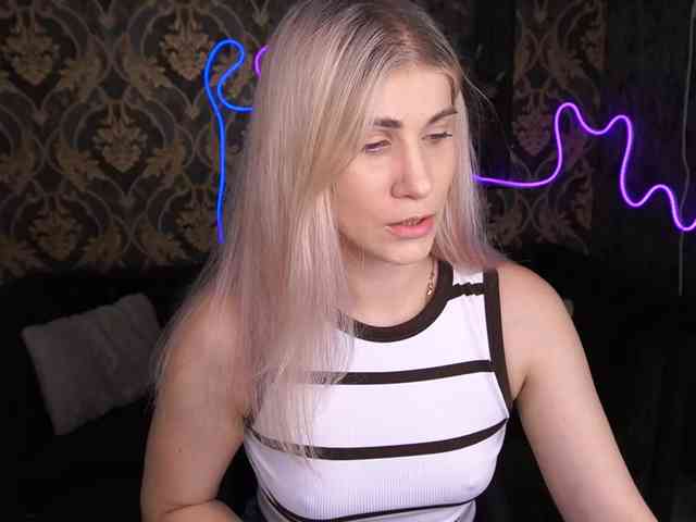 LenaLove webcam