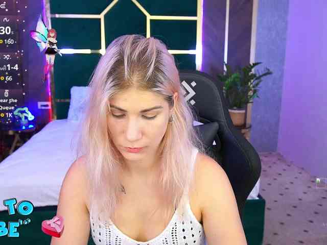 LenaLove webcam