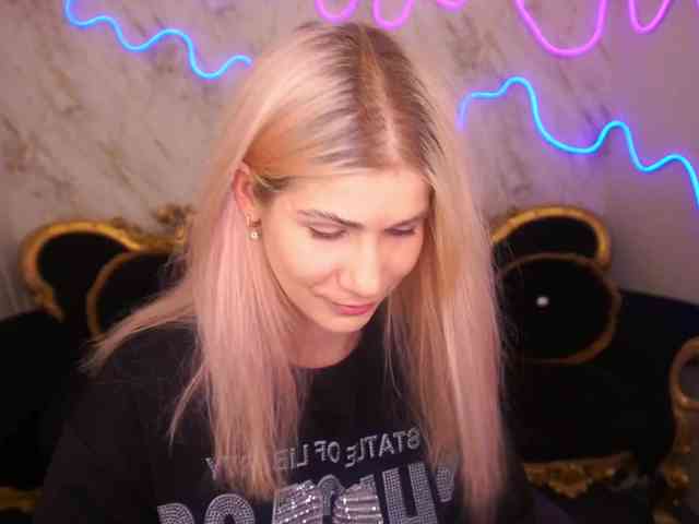 LenaLove webcam