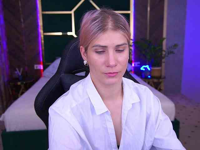 LenaLove webcam