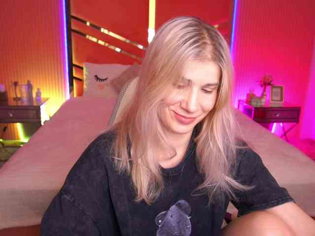 LenaLove webcam