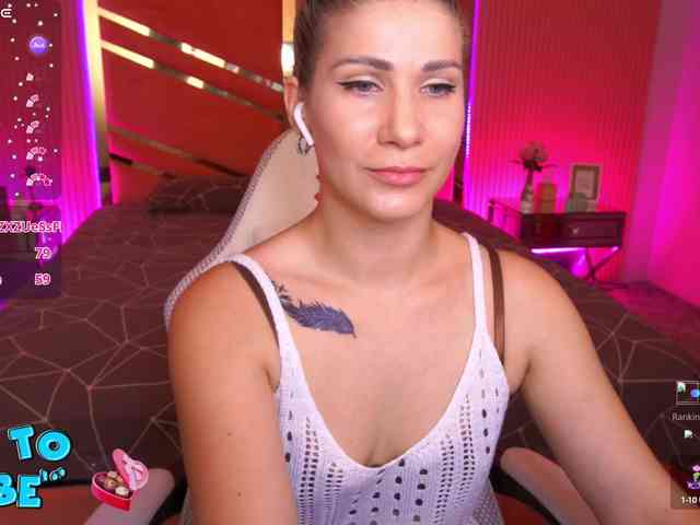 LenaLove webcam
