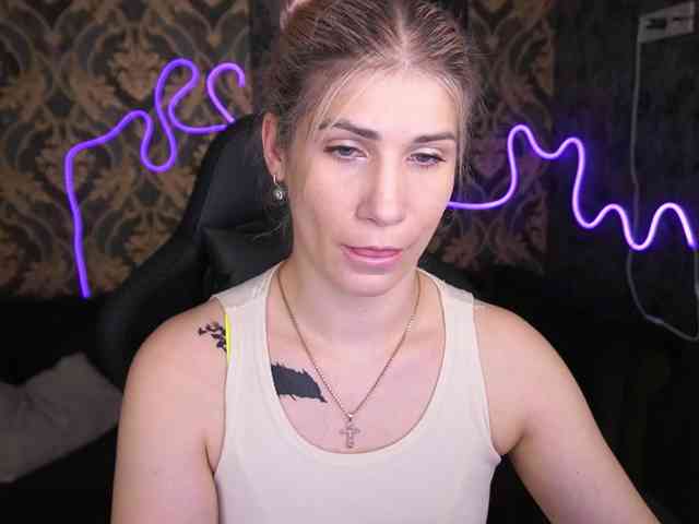 LenaLove webcam