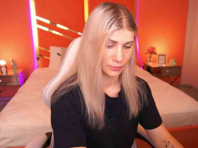 LenaLove webcam