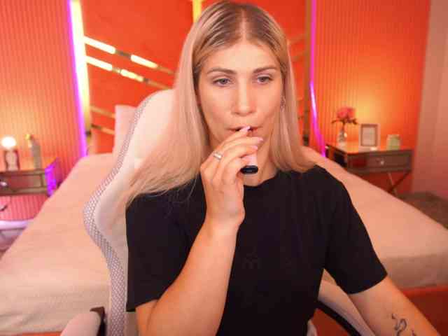 LenaLove webcam