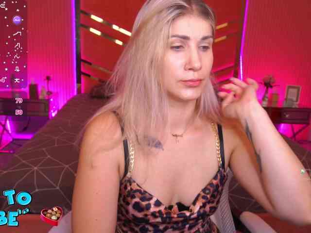 LenaLove webcam