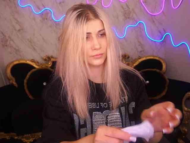 LenaLove webcam