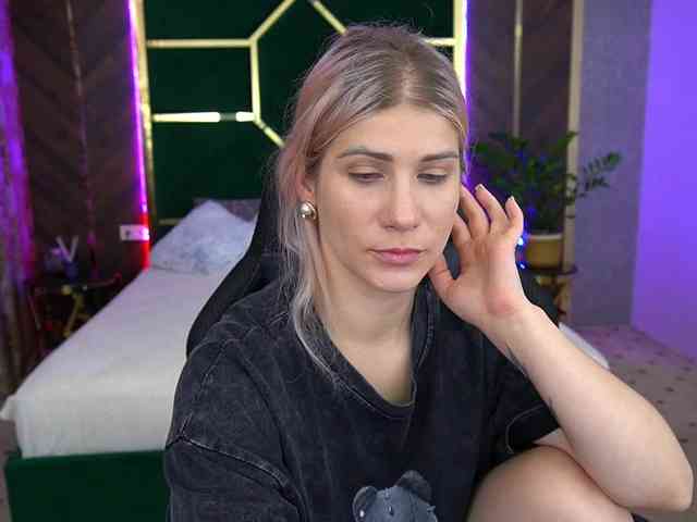 LenaLove webcam