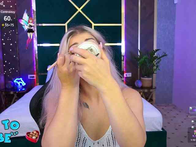 LenaLove webcam