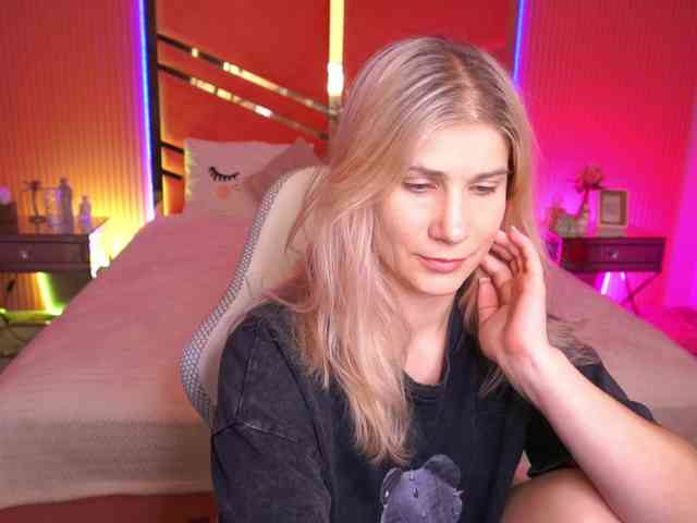 LenaLove webcam