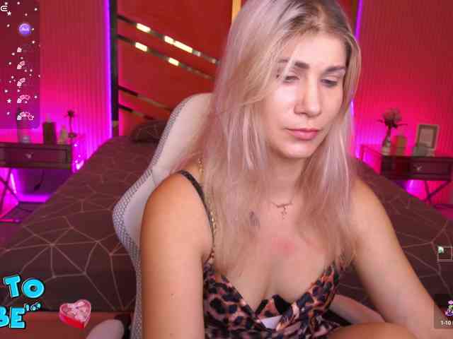 LenaLove webcam