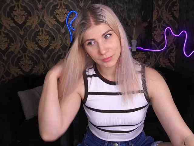 LenaLove webcam
