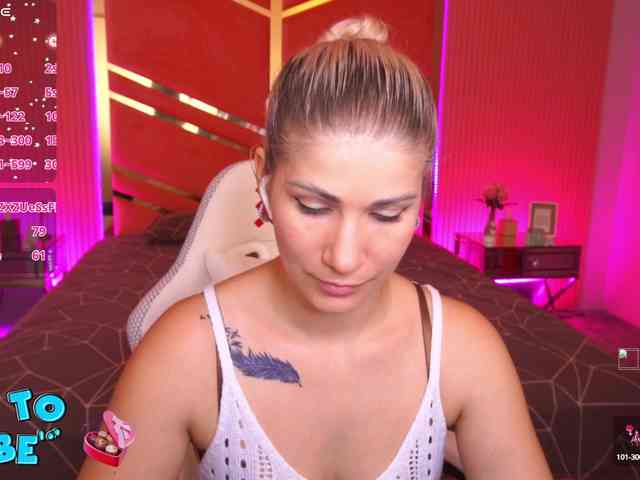 LenaLove webcam
