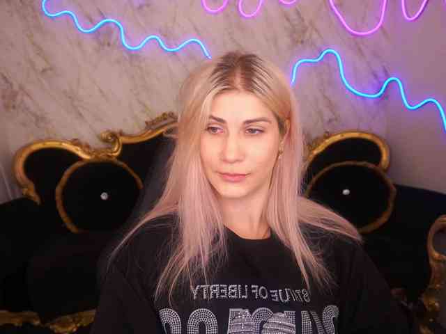 LenaLove webcam