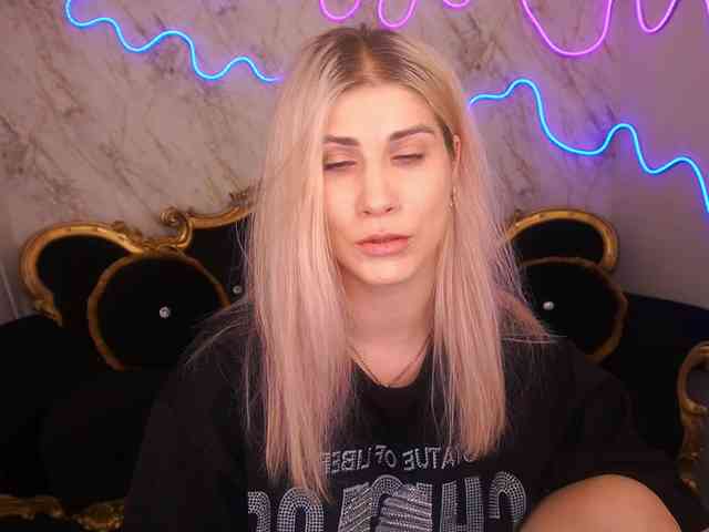 LenaLove webcam