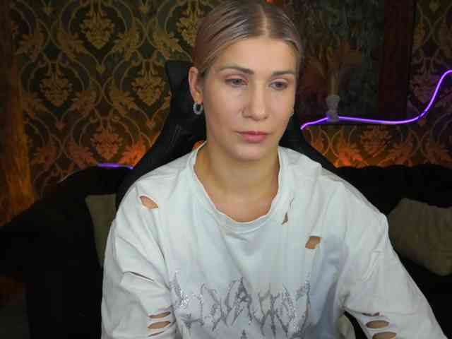 LenaLove webcam