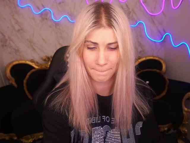 LenaLove webcam
