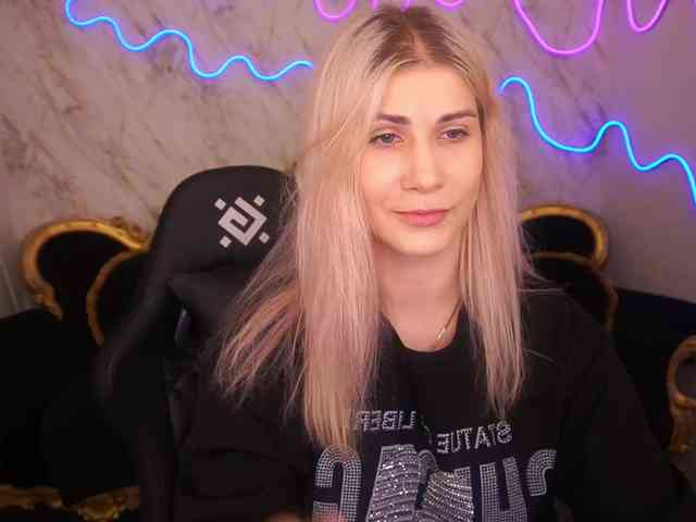 LenaLove webcam