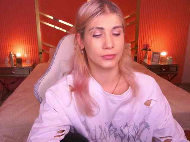 LenaLove webcam