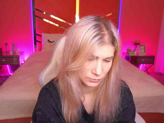 LenaLove webcam