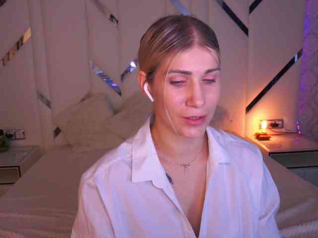 LenaLove webcam