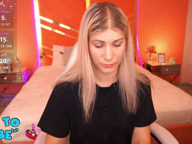 LenaLove webcam