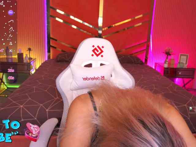 LenaLove webcam