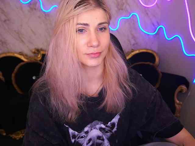 LenaLove webcam