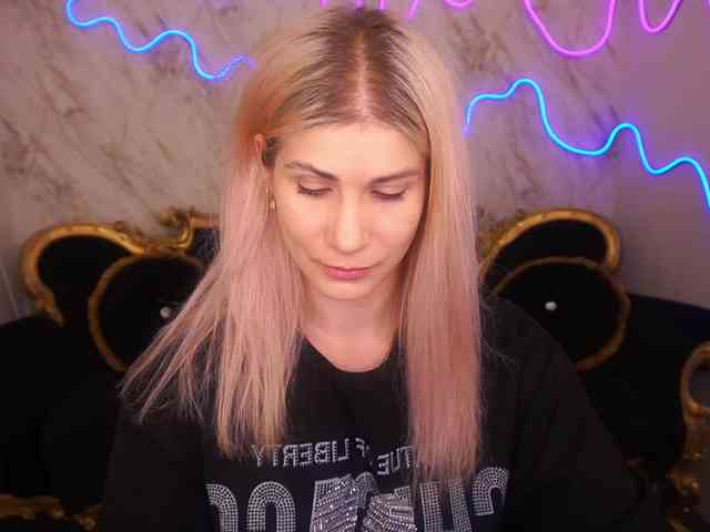 LenaLove webcam