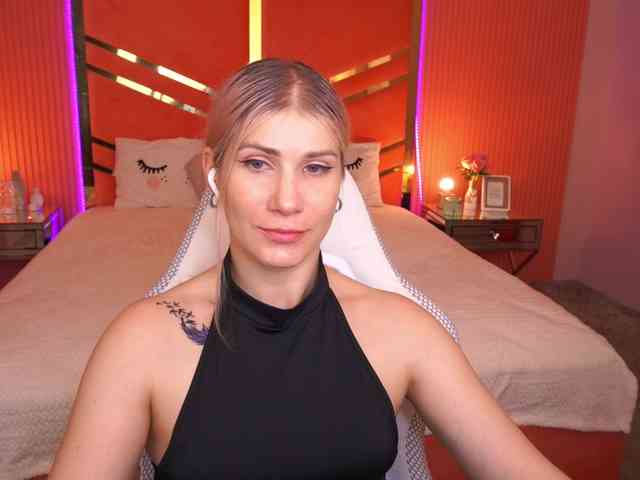 LenaLove webcam