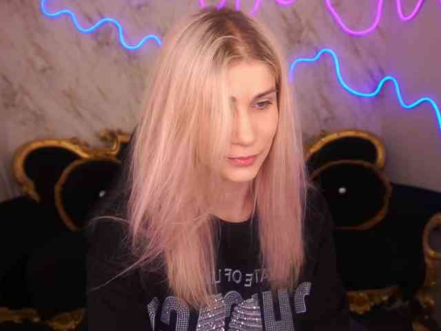 LenaLove webcam
