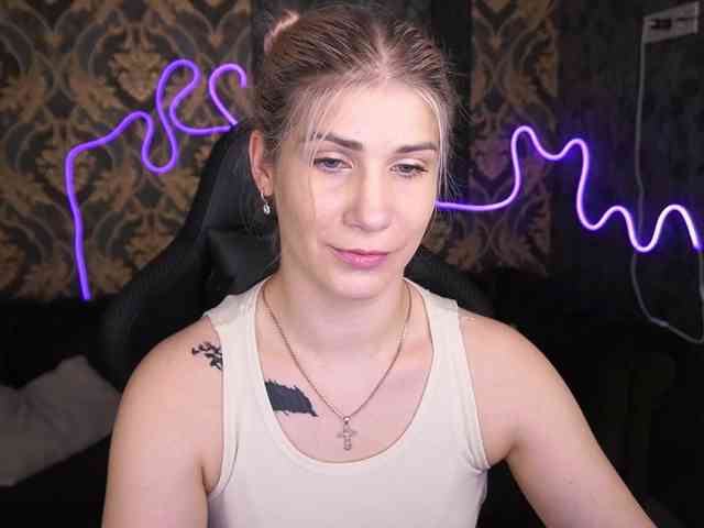 LenaLove webcam